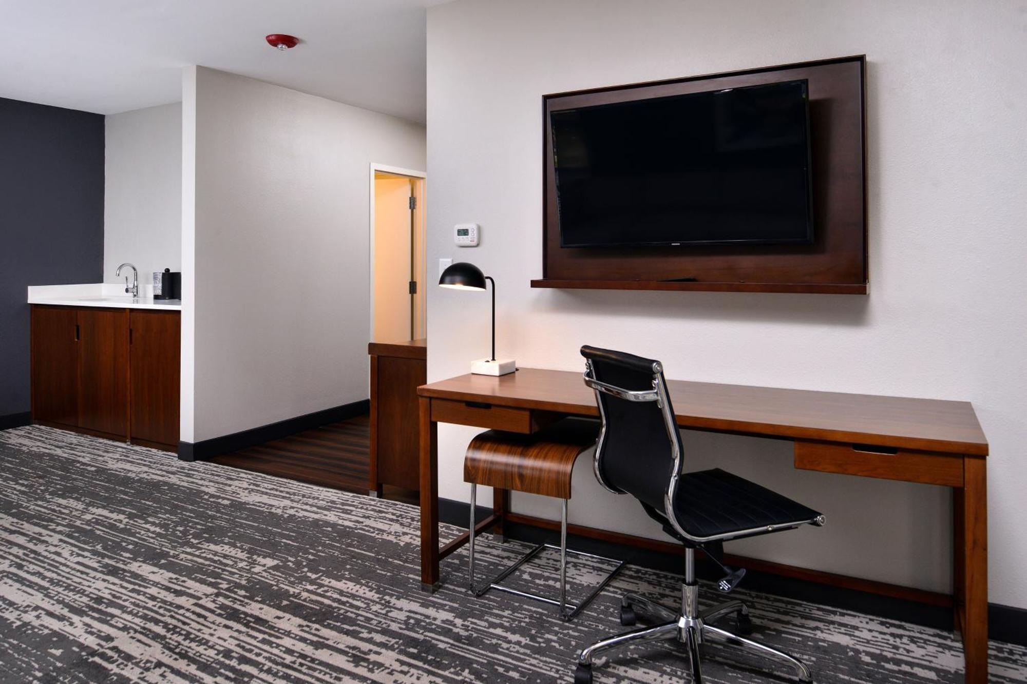 Four Points By Sheraton Omaha Midtown Eksteriør bilde