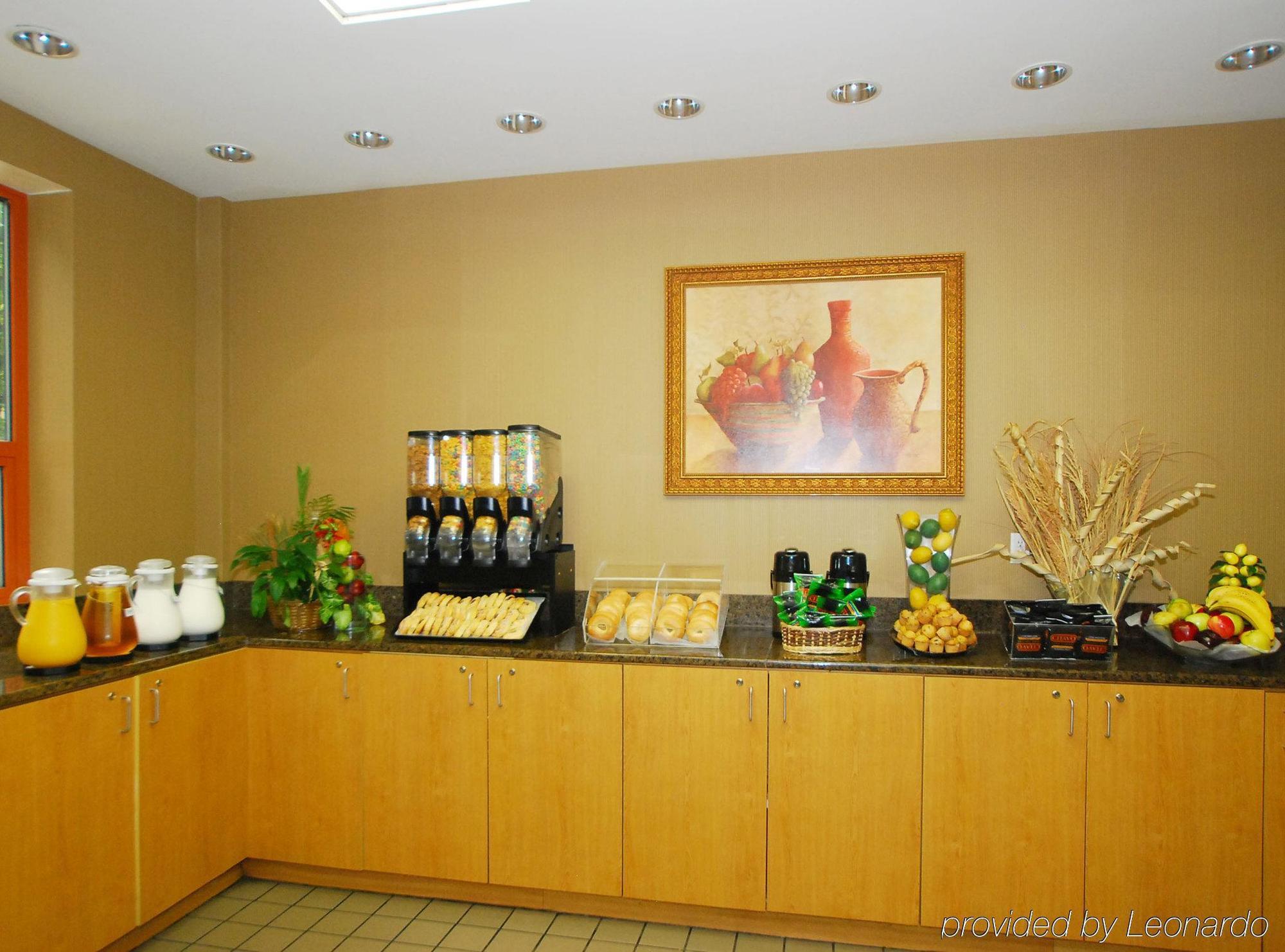 Four Points By Sheraton Omaha Midtown Restaurant bilde